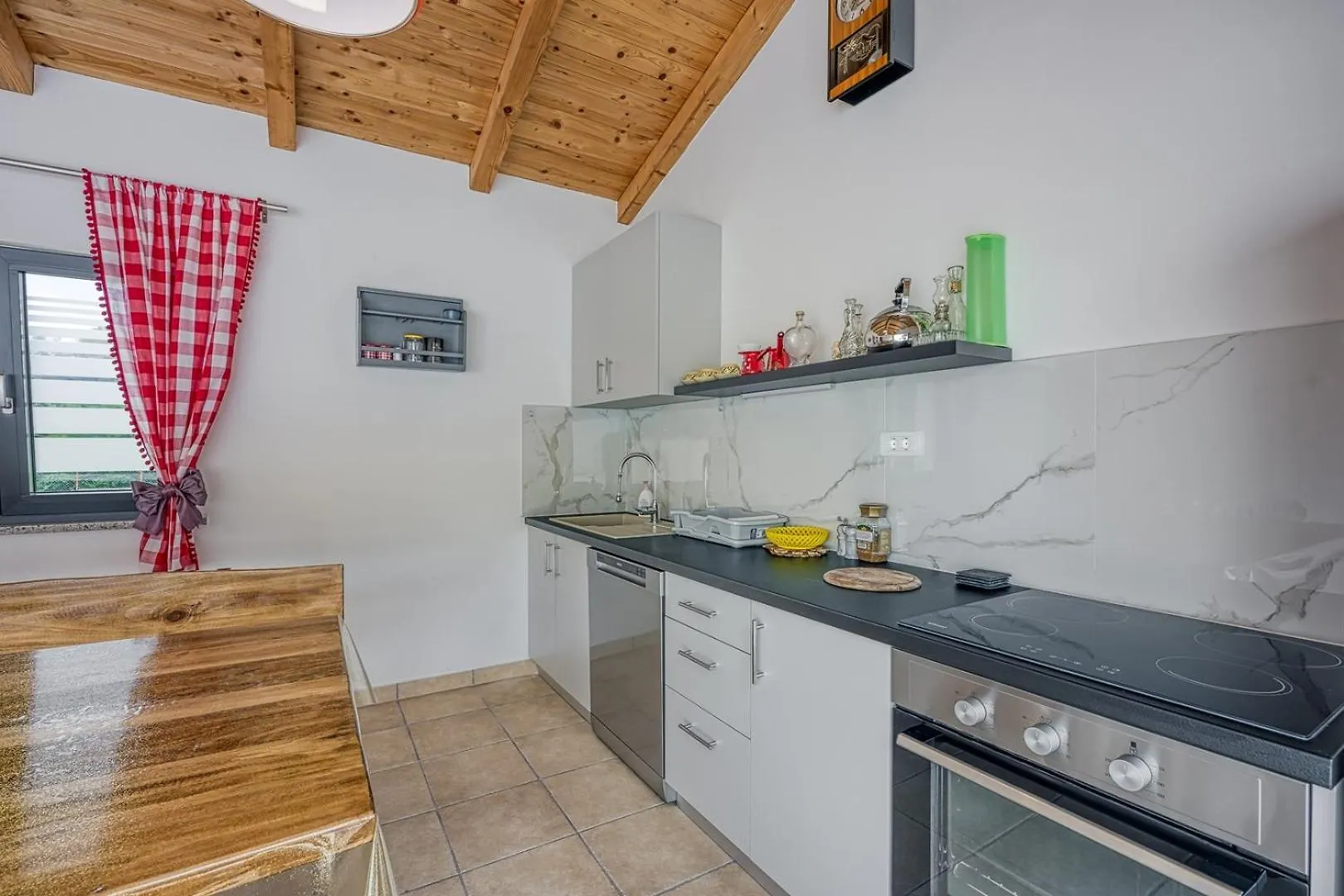 Casa Ina Wit Private Pool Villa Krsan